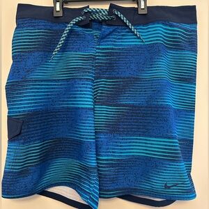 NIKE BOARD SHORTS